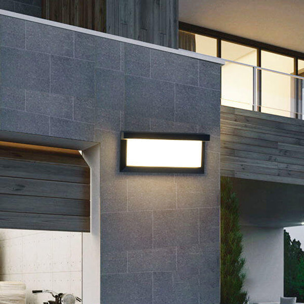 Modern LED Outdoor Wall Light with Motion Sensor – Black Aluminum Sconce 4