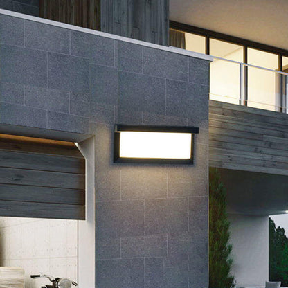 Modern LED Outdoor Wall Light with Motion Sensor – Black Aluminum Sconce 4