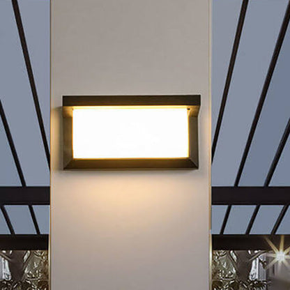 Modern LED Outdoor Wall Light with Motion Sensor – Black Aluminum Sconce 1
