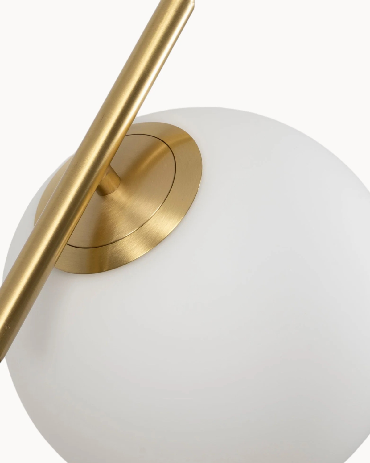 Modern Glass Pendant Lamp with Adjustable Height and Gold Finish – Cozy Kitchen Pendant Lighting 6