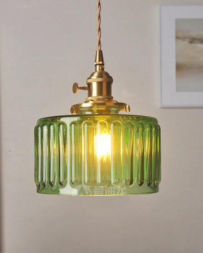 Emerald Green Glass Pendant Lamp with Brass Accents – Modern Hanging Light 19 cm 6
