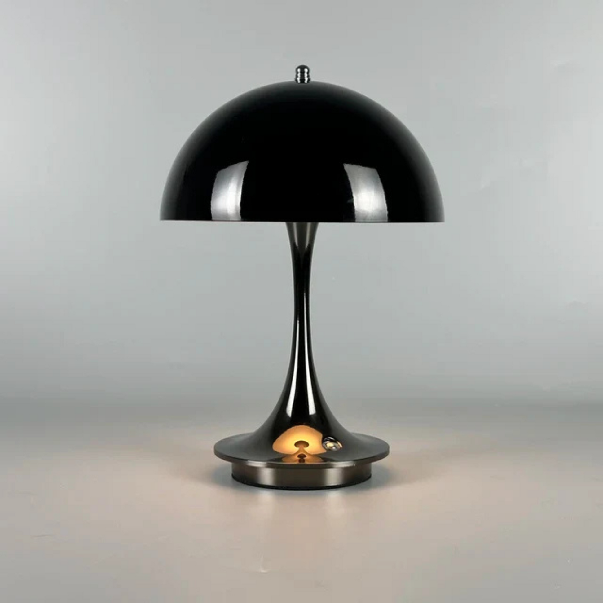 Cordless LED Table Lamp – Rechargeable Nightstand or Desk Lamp for Indoor and Outdoor Use 2