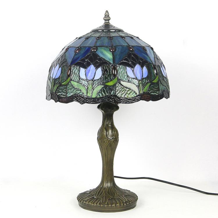 European Tiffany-Style Stained Glass Table Lamp – 17.72 Bedroom or Living Room Decor 1