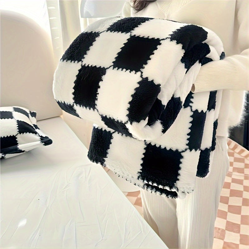 Gemma | Fleece Throw Blanket – Cozy Flannel for All Seasons 9