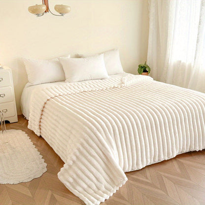 Gemma | Fleece Throw Blanket – Soft and Versatile Comfort 7