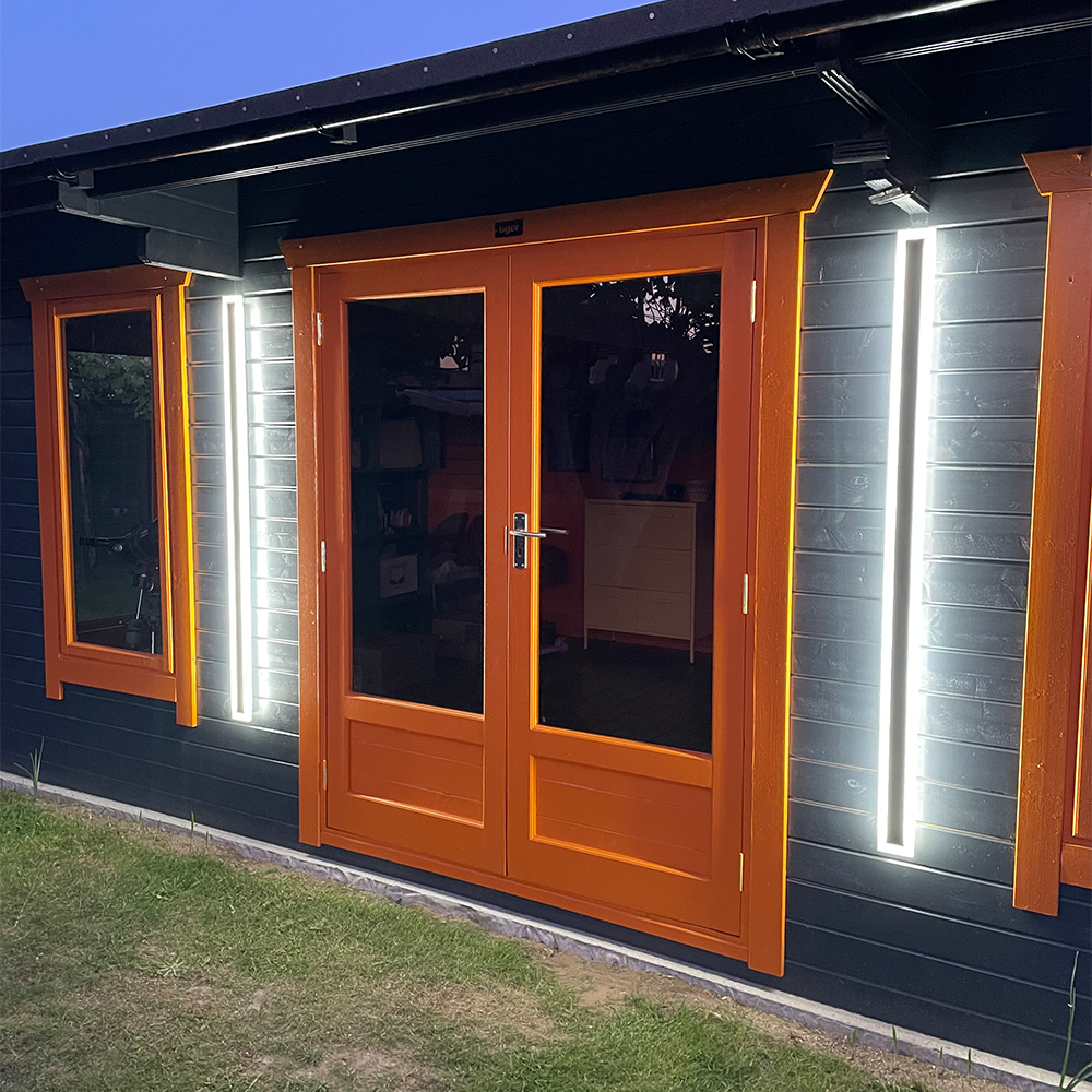 LumaGlow | Outdoor Wall Light – Modern Energy-Efficient LED for Garden & Exterior Spaces 2