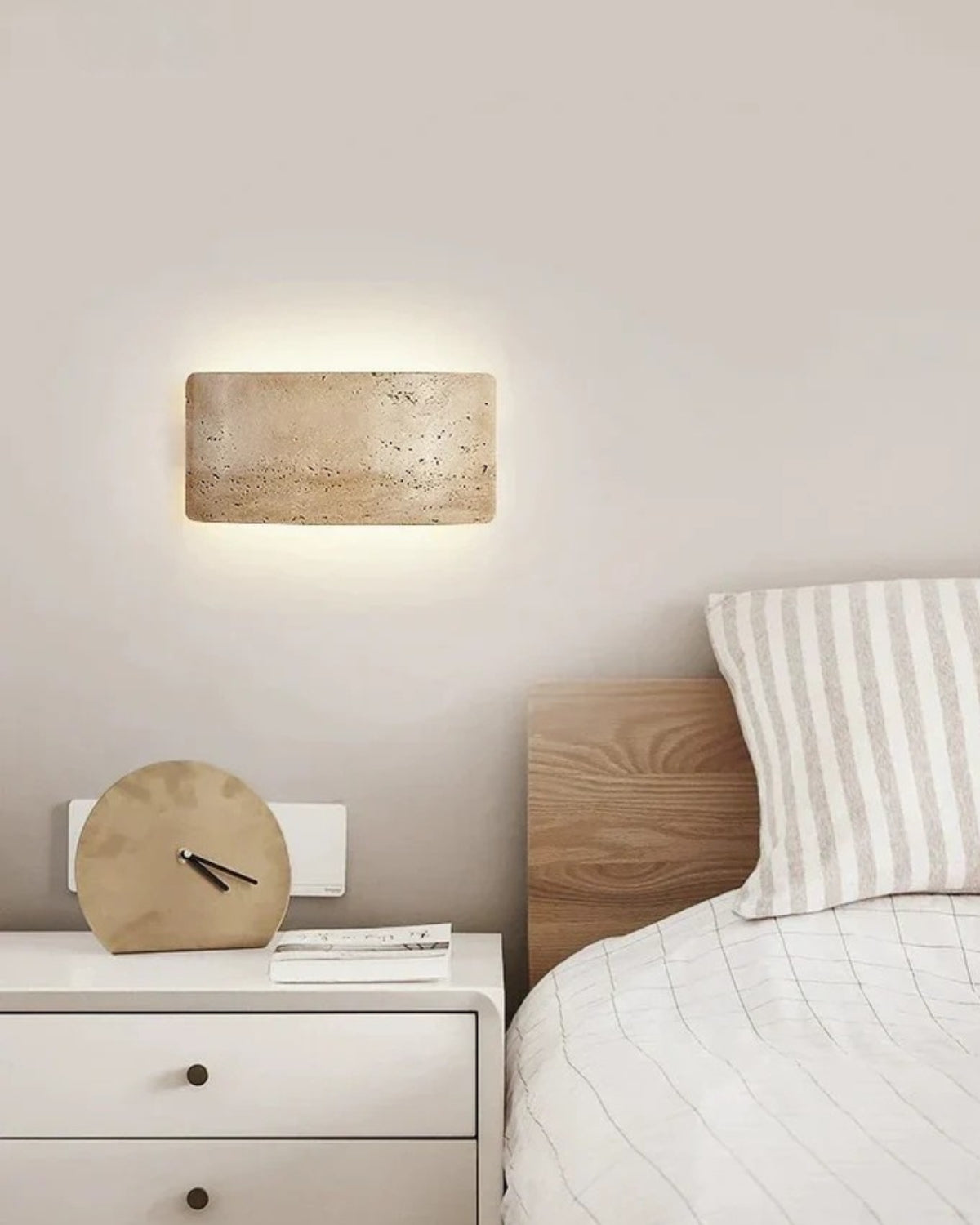 Lumiere | Outdoor Wall Light – Waterproof Travertine Design 1