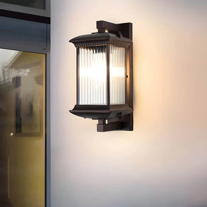 Luminara | Outdoor Wall Lantern – Elegant Design with LED Illumination for Exterior Spaces 2