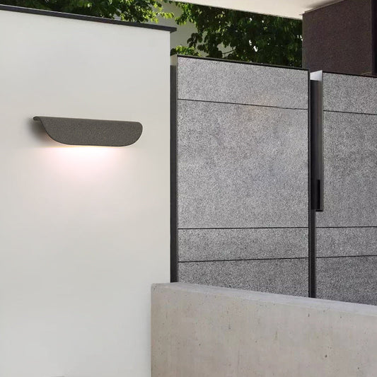 Modern Waterproof Outdoor Wall Light - Energy-Efficient LED Lantern for Garden 1