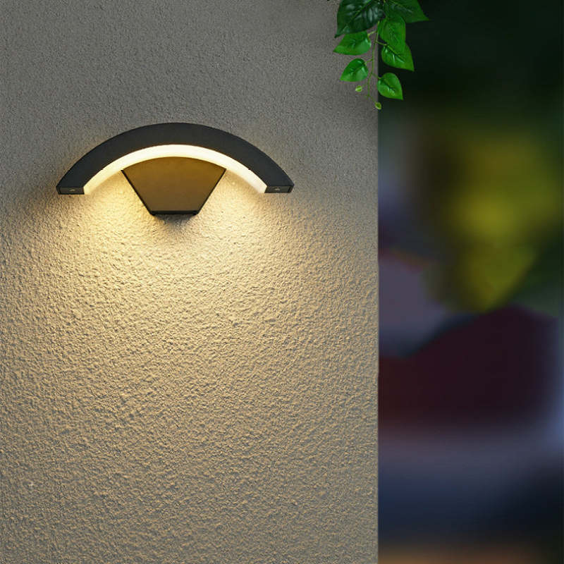 Nordic Arc Metal LED Outdoor Wall Light with Motion Sensor – Waterproof IP65 1