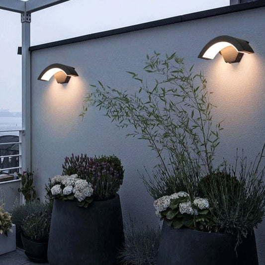 Nordic Arc Metal LED Outdoor Wall Light with Motion Sensor – Waterproof IP65 5