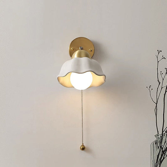Ombra | Wall Light – Vintage Floral Design for Indoor Use 0