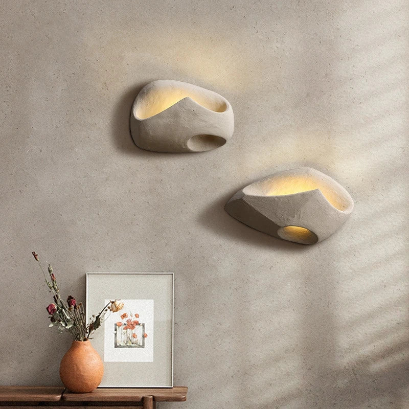 Artistic Resin Wall Lamp with LED Illumination – Modern Sculptural Wall Sconce 4