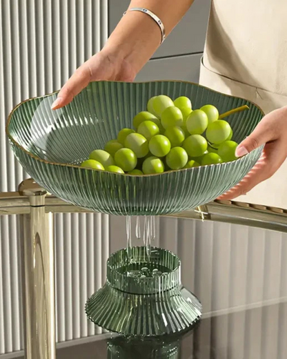 Véra | Ceramic Fruit Bowl – Elegant White Design with Gold Rim 6