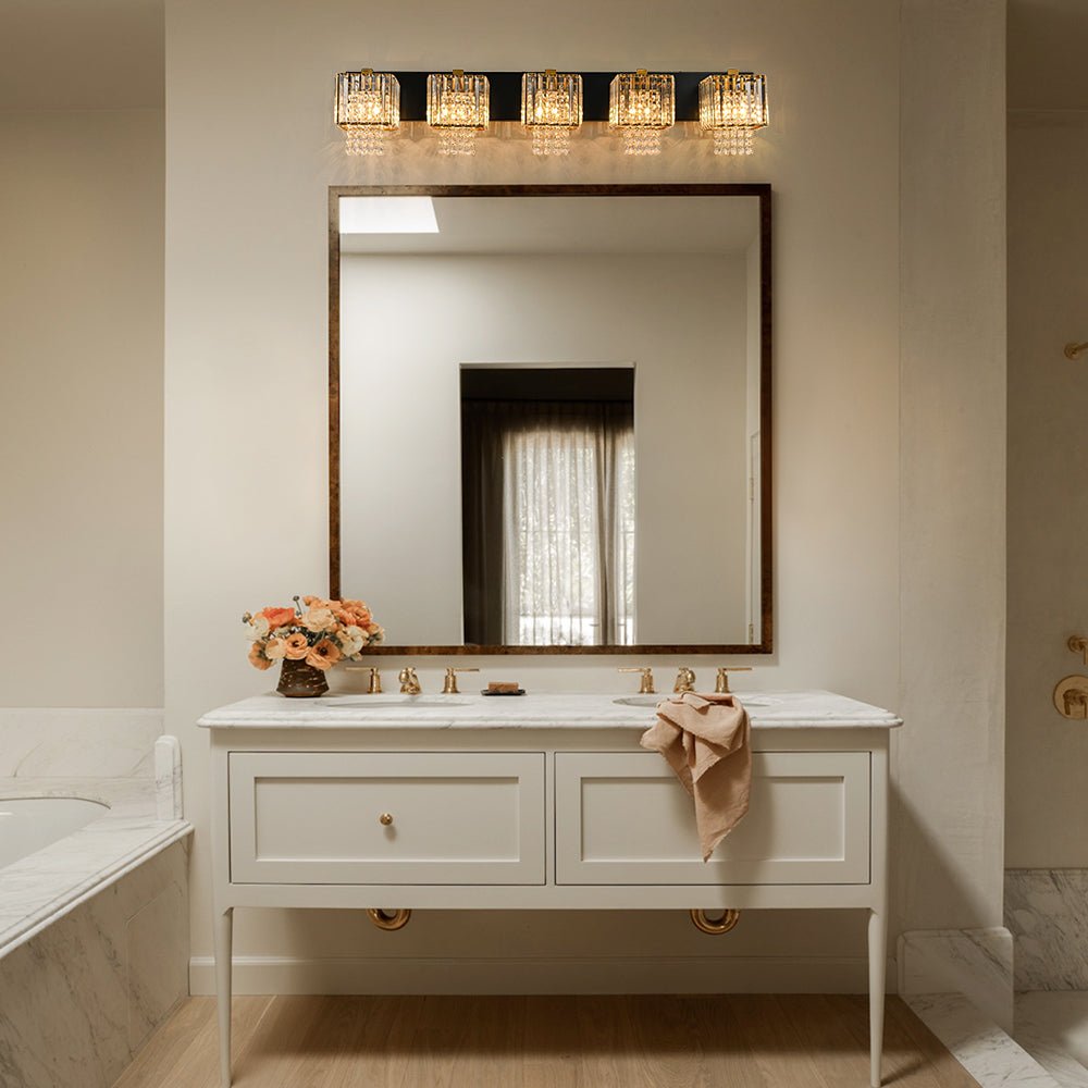 Vittoria | Bathroom Wall Light – Vintage Crystal Design 5