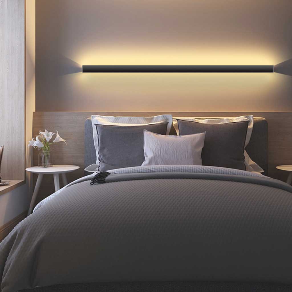 Vittoria | Wall Lamp – Minimalist Aluminum Design for Indoor Use 2