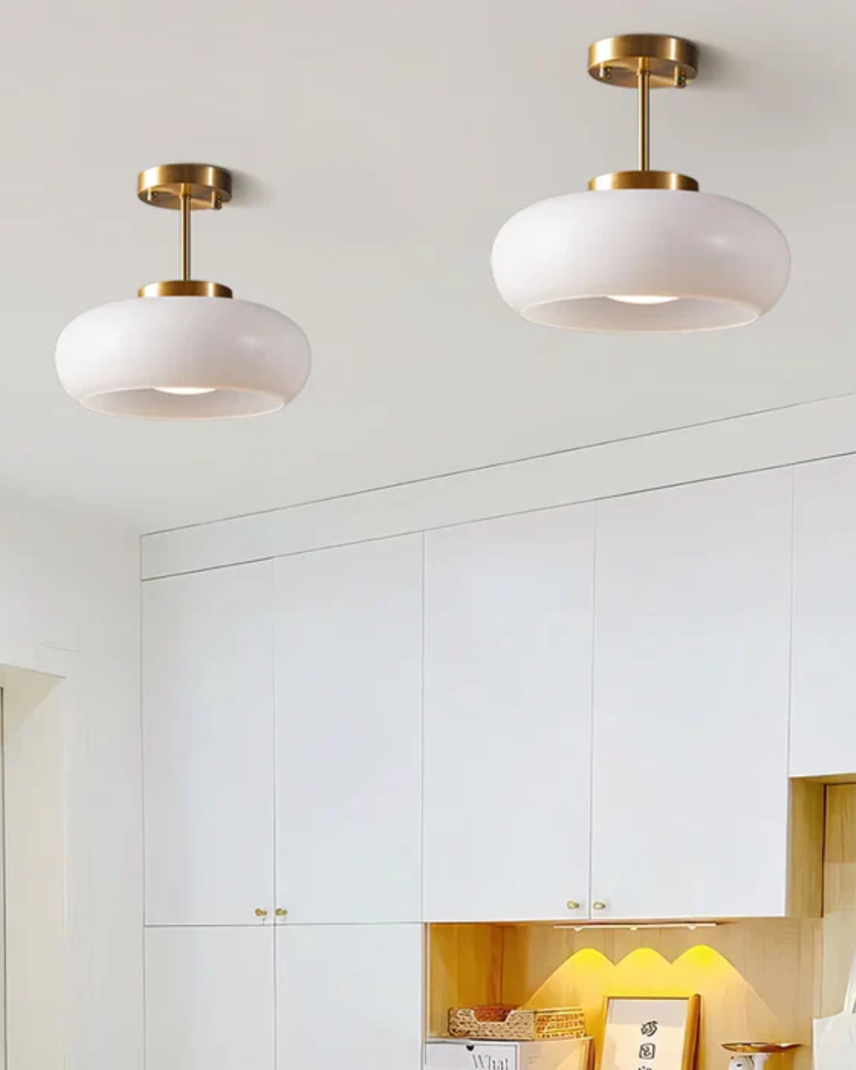 Elegant Glass Pendant Lamp – Gold-Toned Iron Frame, 18 cm Height, 40 cm Diameter 3