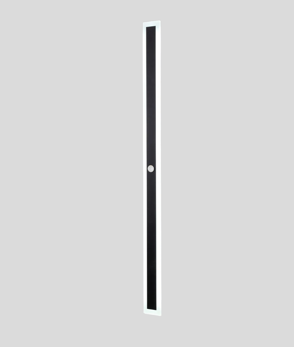 Modern Black Outdoor Wall Light – Waterproof LED Fixture for Garden and Balcony